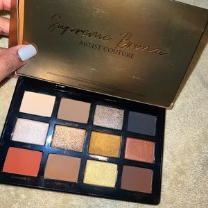 Artist Couture eyeshadow palette